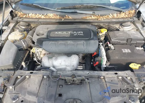 2015 Chrysler 200 S z USA, uszkodzony, nr VIN 1C3CCCBB4FN754930